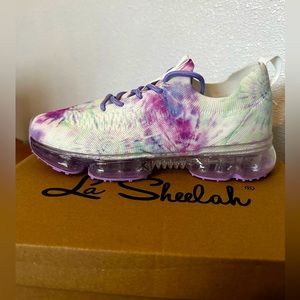 La Sheelah Tye-Dye Running Sneaker
